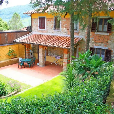 Holiday home Cafaggiolo Apt Michelangelo